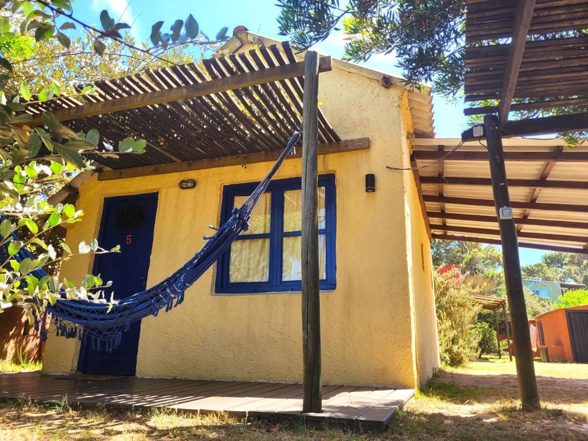 Cabanas Giramundos Punta Del Diablo Esterno foto