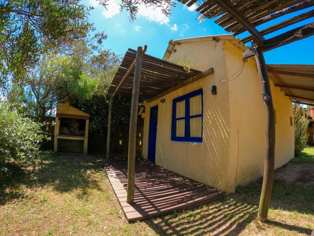 Cabanas Giramundos Punta Del Diablo Esterno foto