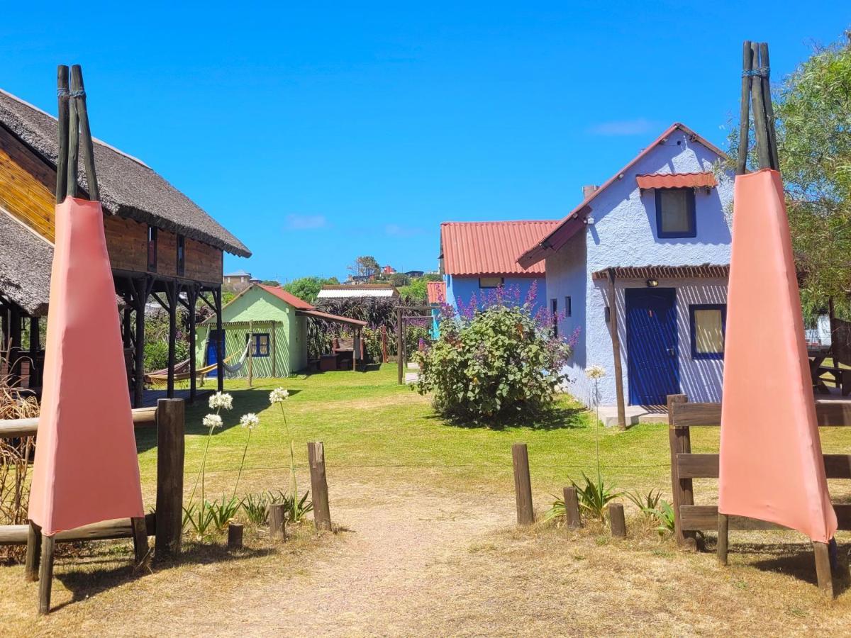 Cabanas Giramundos Punta Del Diablo Esterno foto